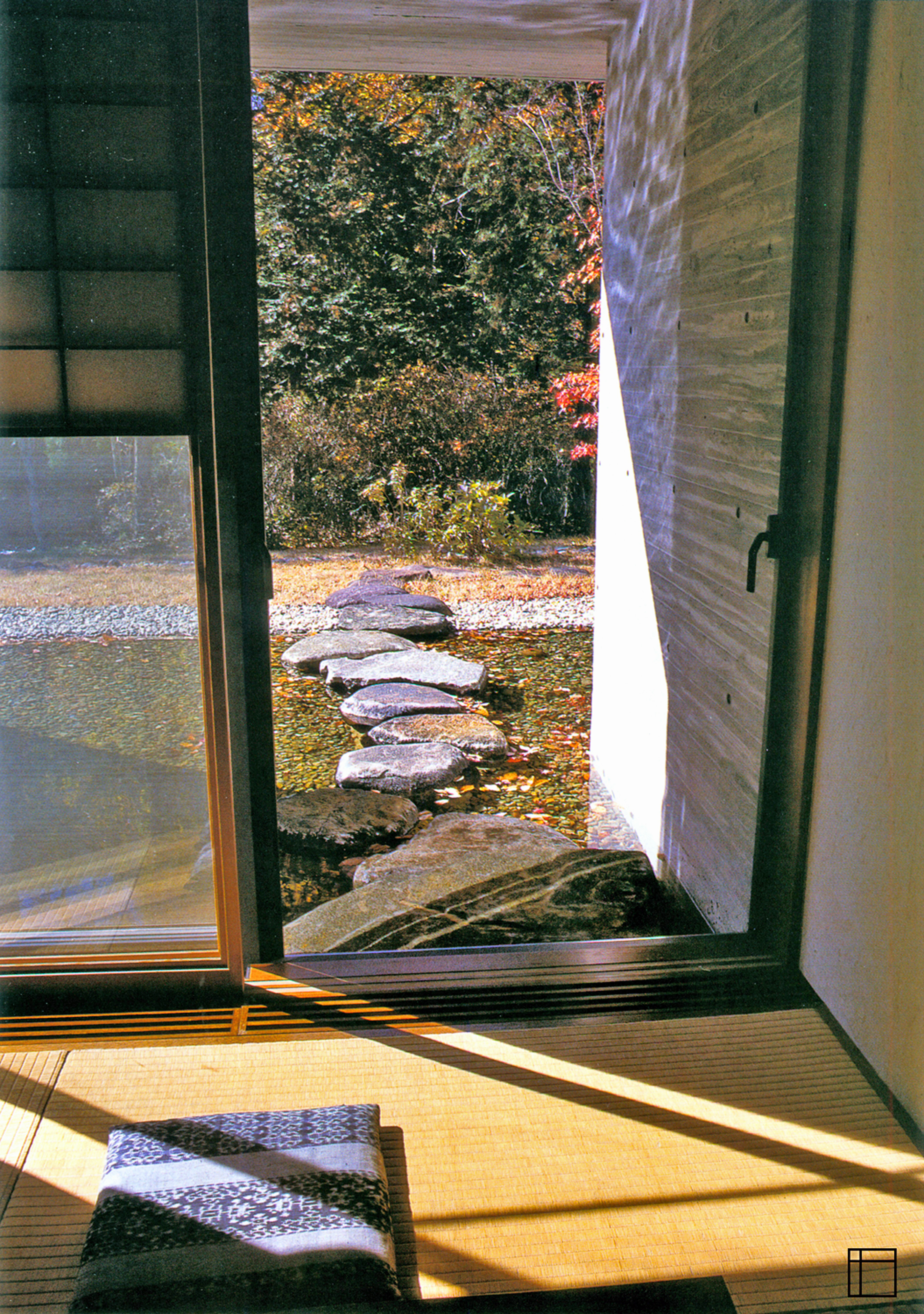 Japanese Interior & Watergarden Solution: CALM WATERS by Forbeli Home London UK, Bordeaux France